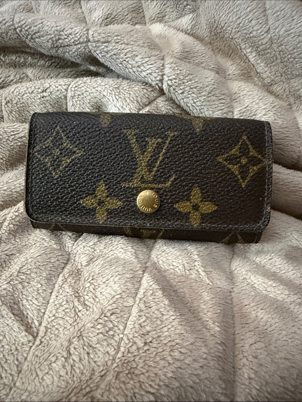 Louis Vuitton Classic Monogram Key Case in Coated Canvas